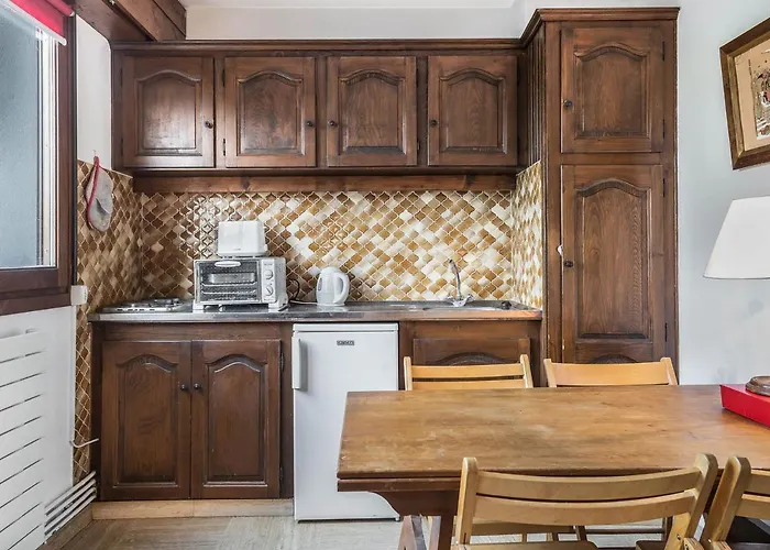 A Rochebrune, A 10 Min Du Centre, Pour 2 Personnes - Fr-1-453-124 موجوف